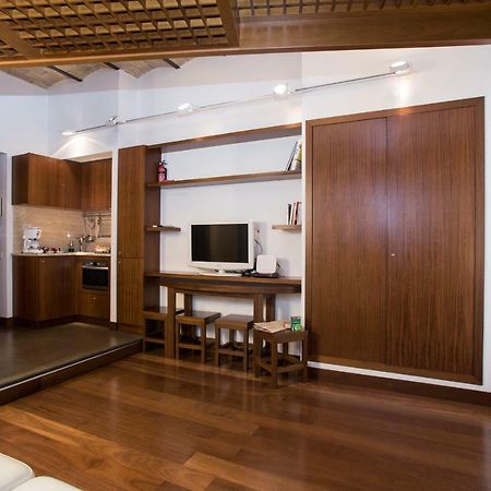 Trevi Fountain - Lovely Loft Apartment Рим Екстериор снимка