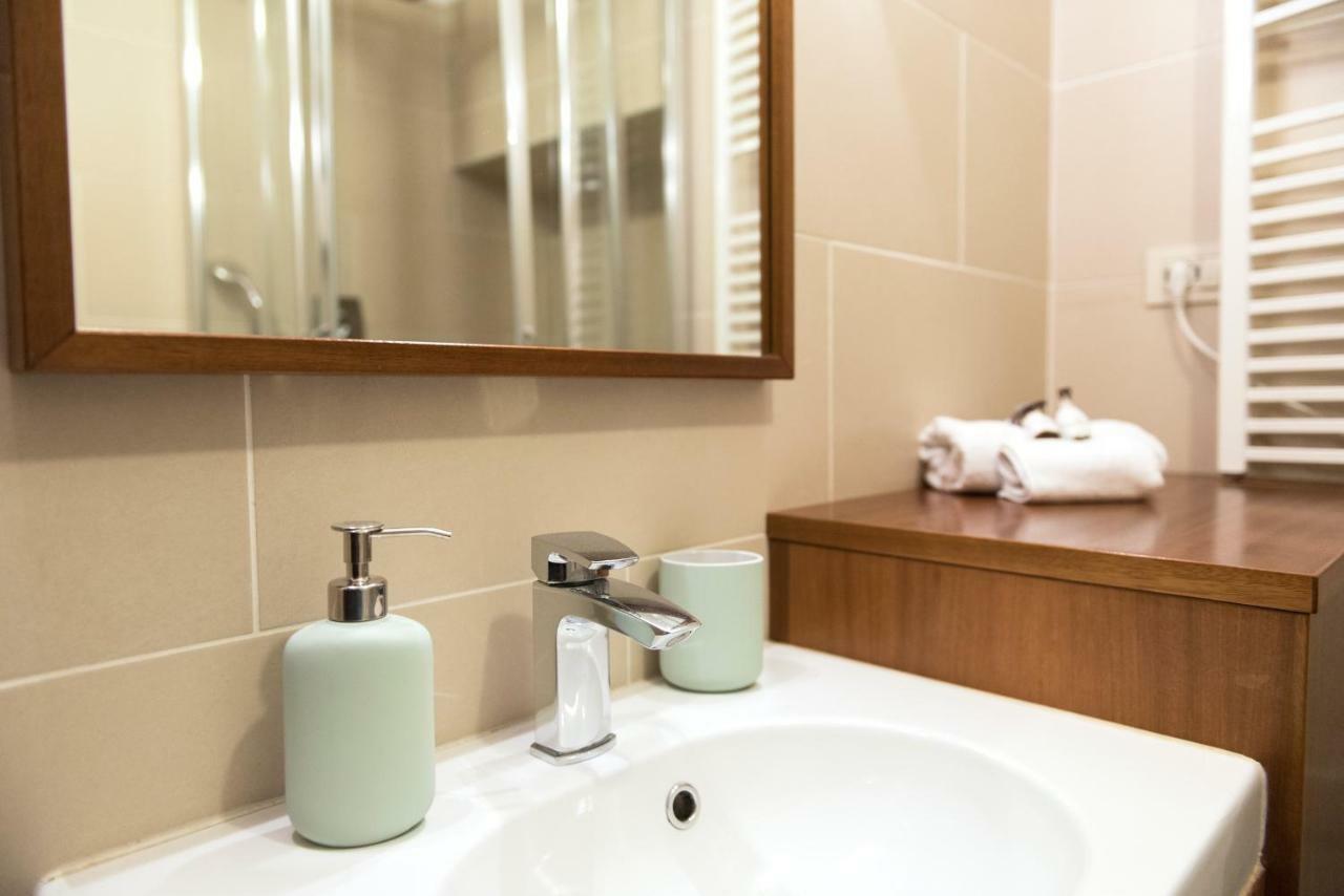 Trevi Fountain - Lovely Loft Apartment Рим Екстериор снимка