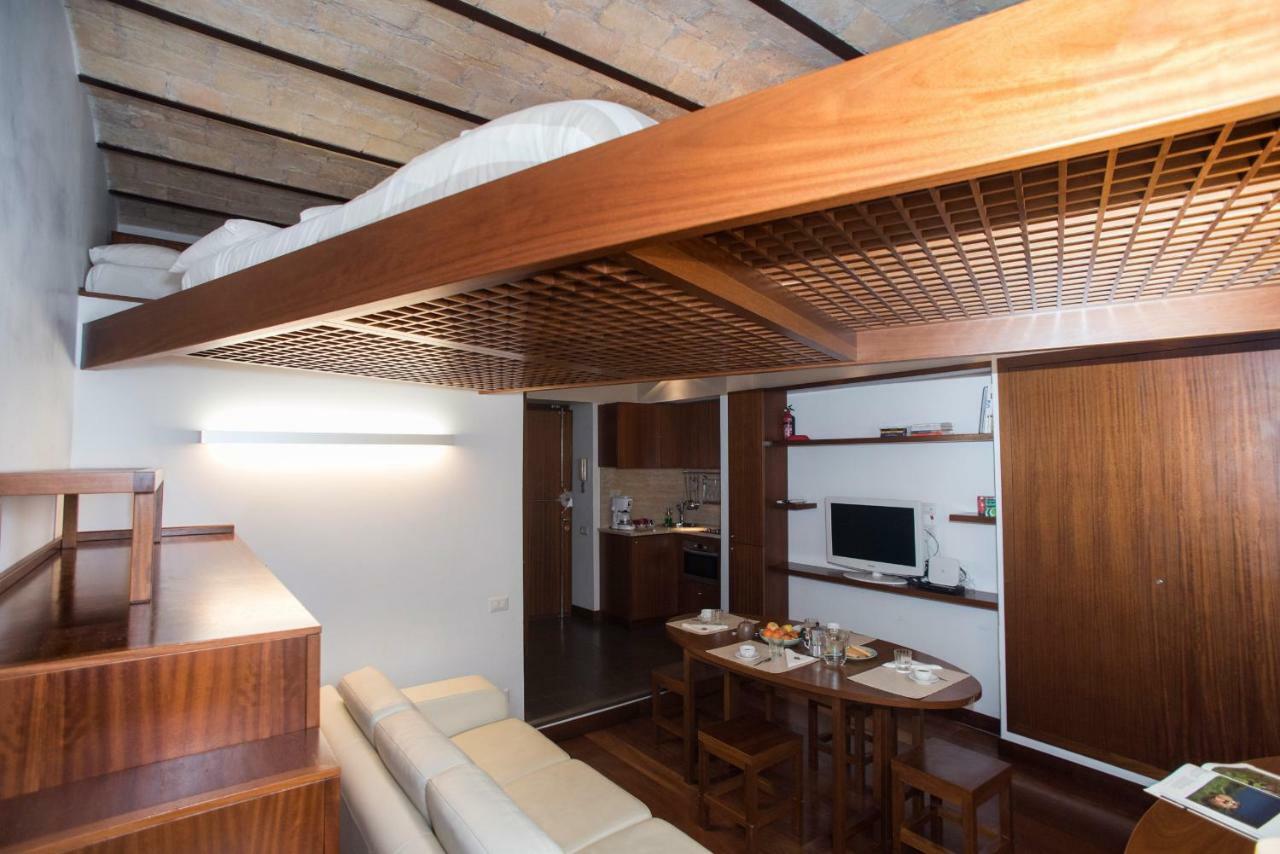 Trevi Fountain - Lovely Loft Apartment Рим Екстериор снимка